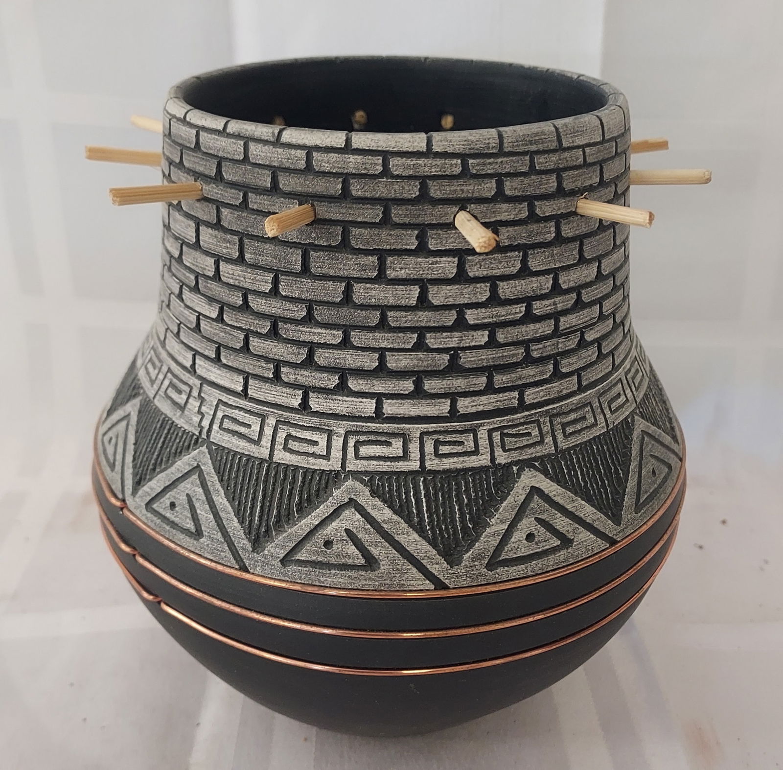 Gerald Pinto Navajo-Dine Chaco Carved Clay Pot (1 of 9)