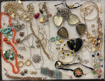 Lot of Vintage Costume jewelry