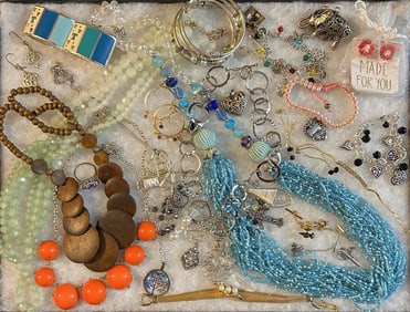Lot of Vintage Costume jewelry including Bracelets, Necklaces, Earrings, Pendants, etc.