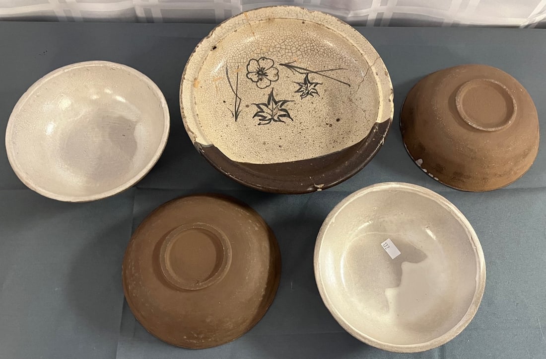 GROUP OF 5 PCS JAPANESE POTTERY (1 of 9)