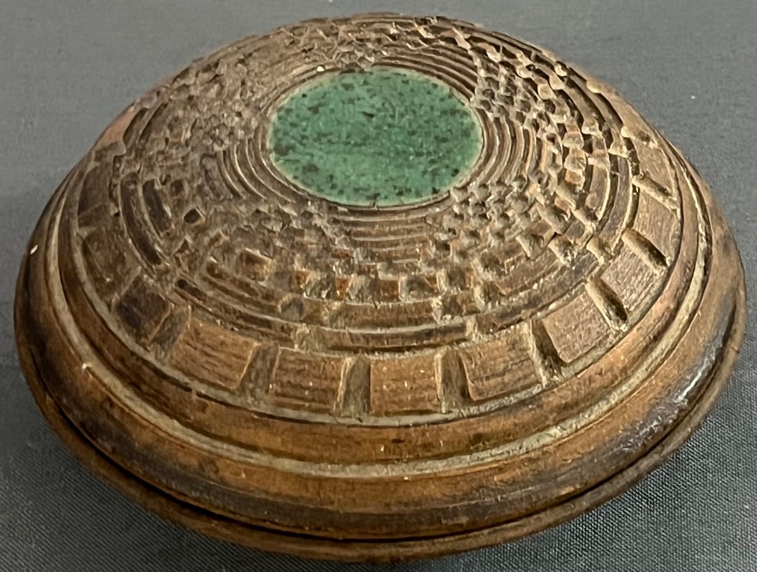 ARTIST SIGNED STUDIO POTTERY BOWL WITH LID (1 of 10)