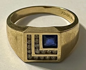 10K SOLID YELLOW GOLD RING WITH BLUE STONE AND CZS 5 GRAMS
