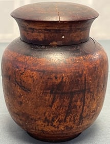 SMALL 19TH C. BURL WOOD CONTAINER WITH LID
