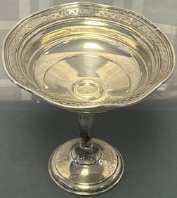 VINTAGE STERLING SILVER COMPOTE WITH PIERCE DECORATED BORDER, 238 GRAMS