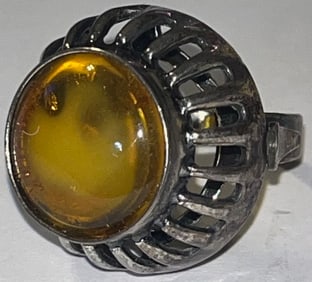 VINTAGE .800 SILVER AND AMBER RING, UNUSUAL AMBER WITH CLOUD