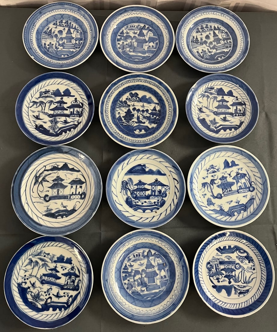 GROUP OF TWELVE SMALL 19TH C. CHINESE BLUE & WHITE CANTON PLATES (1 of 10)