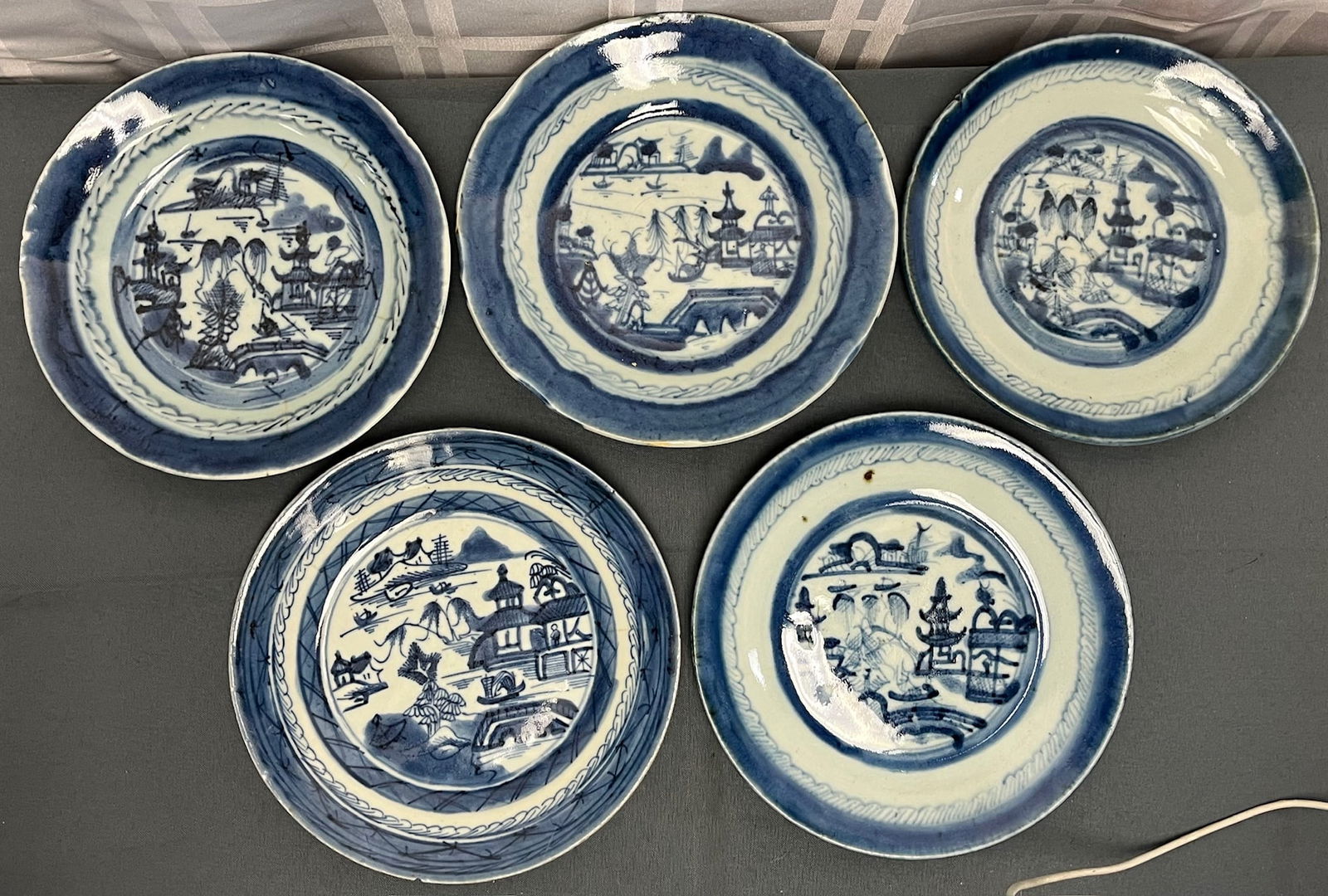 LOT OF 5 19TH C. CHINESE BLUE AND WHITE CANTON PORCELAIN 7 1/2" PLATES (1 of 9)
