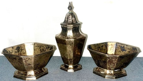 GROUP OF 3 SOLID (NOT WEIGHTED) STERLING SILVER PCS WEIGHING 153 GRAMS