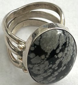 VINTAGE STERLING SILVER SNOWFLAKE OBSIDIAN CABOCHON GEMSTONE RING