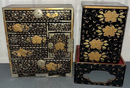 2 PIECES OF JAPANESE BLACK LACQUER, JEWELRY CHEST, STACKING BOXES