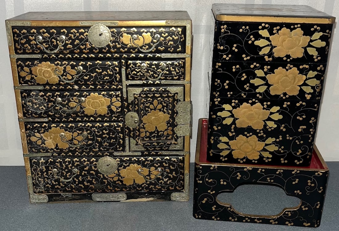 2 PIECES OF JAPANESE BLACK LACQUER, JEWELRY CHEST, STACKING BOXES (1 of 16)