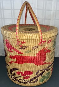 LARGE HAND WOVEN NATIVE AMERICAN, MEXICAN BASKET WITH LID & HANDLES