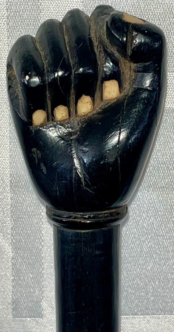 ANTIQUE HAND CARVED EBONY ETHNOGRAPHIC STAFF WITH CLUTCHED FIST (1 of 7)