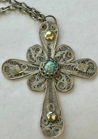 VINTAGE COPPER FRAMED SILVER FILIGREE CROSS PENDANT, TURQUOISE STONE