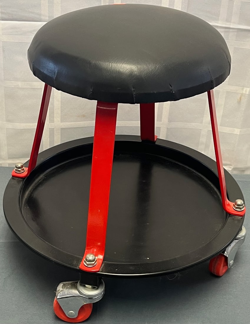 GARAGE SHOP ROLLER WORK STOOL (1 of 6)
