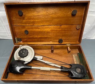 WWII ERA U.S. NAVY Bu SHIPS, 1942 BRUNING-WALLACE DRAFTING MACHINE IN WOODEN BOX