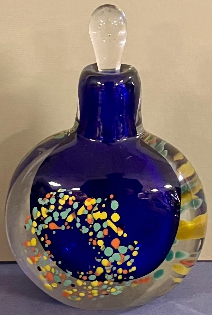 VINTAGE COBALT BLUE ART GLASS PERFUME BOTTLE, VARIOUS DECORATIVE COLORS (1 of 9)