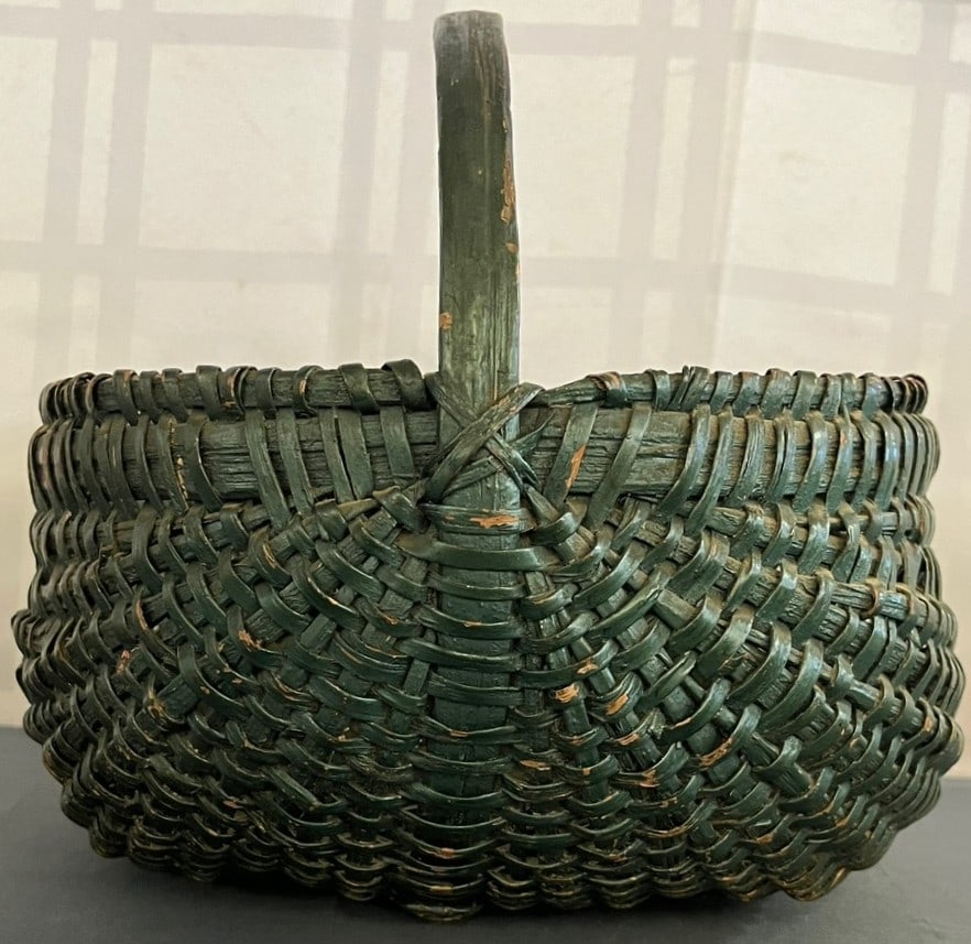 Antique buttock's style oak or ash basket in old green paint: Antique buttock's style oak or ash basket in old green paint, measures approx. 8" x 8 1/2" x 8 1/2" high, condition as seen in photos provided