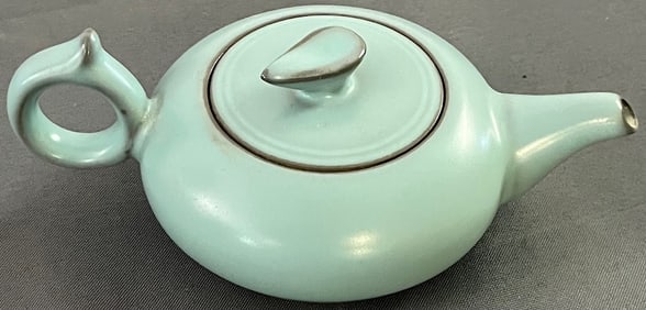 20th C. Chinese Studio Ru Ware Style porcelain Teapot with Impressed 6 Character Seal Mark