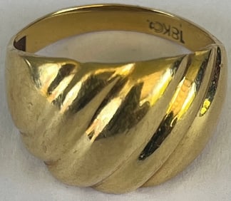 18K Yellow Gold Dome 'Croissant' Ring, Stamped 18k, Size 8, 4.87 grams