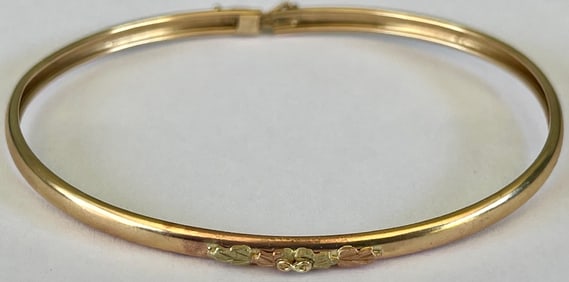 10K Yellow Gold Bangle Bracelet, Stamped 10k, 2 1/2" diameter, 4.04 grams
