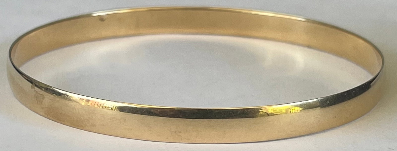Solid 14K Yellow Gold Bangle Bracelet, Tested 14k, 2 3/4" diameter, 14.29 grams: Solid 14K Yellow Gold Bangle Bracelet, Tested 14k, 2 3/4" diameter, 14.29 grams