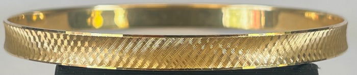 Solid 14k Brite Cut Yellow Gold Bangle Bracelet, tested 14k, 2 3/4" diameter, 11.64 grams