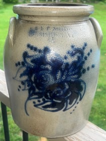 19th C. Blue Decorated 1 1/2 Gal. Stoneware Jar, E & LP Norton, Bennington VT