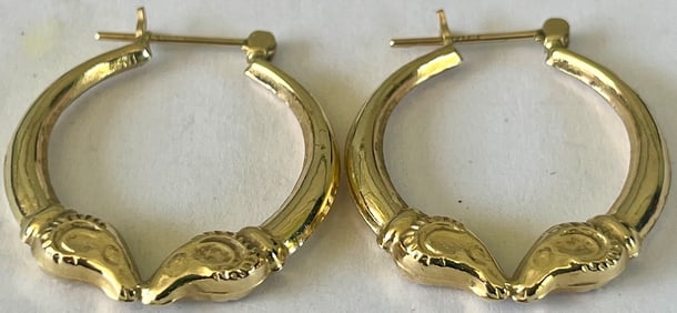 Pair 14K Yellow Gold Earrings, 2.31 Grams