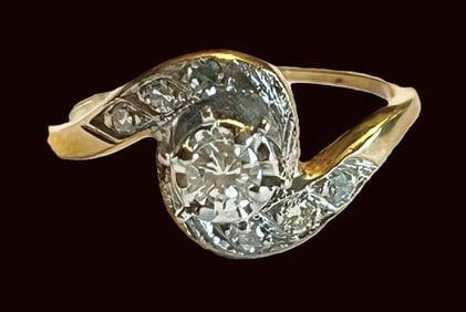 14K YELLOW GOLD & DIAMOND RING, 3.82 G, SIZE 7