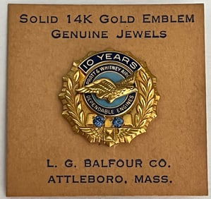 14K YELLOW GOLD 10 YEAR PRATT & WHITNEY AIRCRAFT PIN, 4.11 GRAMS