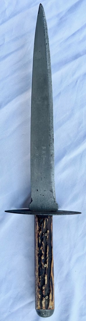 19TH C. BOWIE-STYLE HUNTING OR FIGHTING KNIFE (DIRK) BY SAMUEL A. SPRING: 19TH C. BOWIE-STYLE HUNTING OR FIGHTING KNIFE (DIRK) WITH STAG GRIP (HANDLE) AND MARKED ON BLADE "S.A. SPRING", SAMUEL A. SPRING, A 19TH CENTURY AMERICAN CUTLER BASED IN NEWARK, NJ AND ACTIVE CIRCA 18