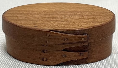 Cherry Shaker Oval Pantry Box w/ Lid, The Shaker Shop Sturbridge MA, Brother Roger, Dated 1989