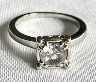 14K White Gold Solitaire Ring with Round Brilliant Clear Stone, approx. Size 5.5, 3.40 GRAMS