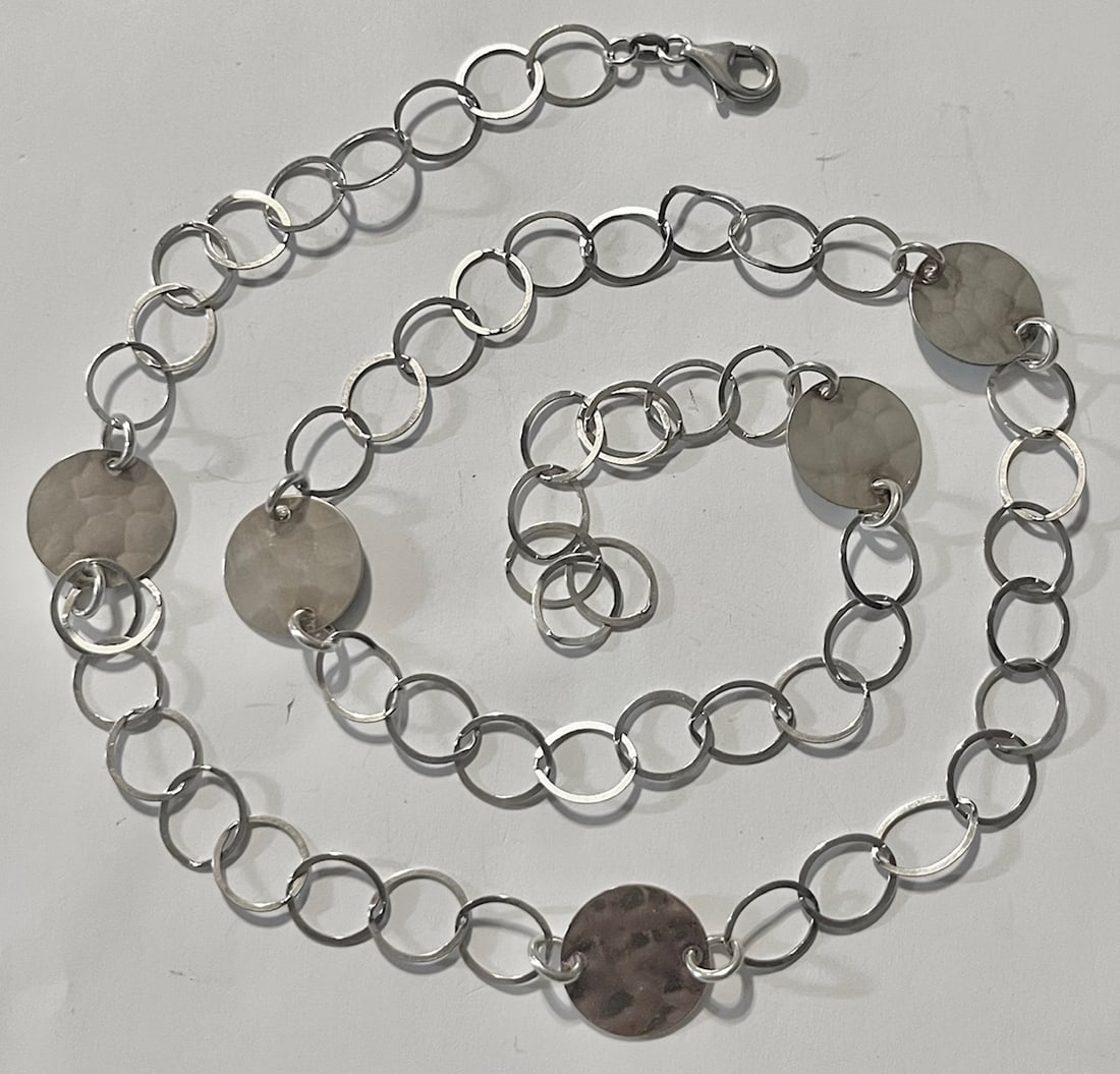 Modern Hammered Disc & Open-Link Sterling Silver Necklace – 13.85 g – Artisan Handcrafted Design: Modern Hammered Disc & Open-Link Sterling Silver Necklace – 13.85 GRAMS – Artisan Handcrafted Design, handcrafted sterling silver necklace featuring a modern, airy open-link chain accented with fi