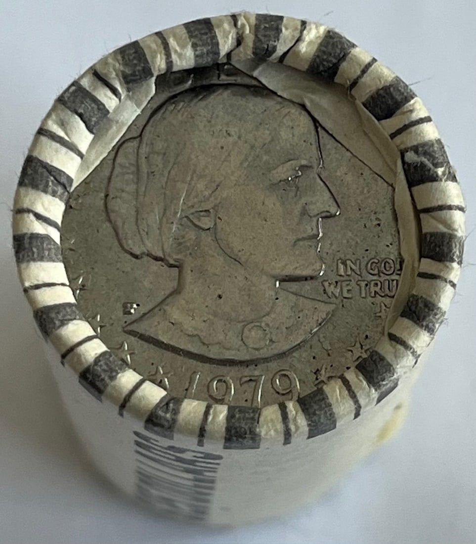 1979 Susan B. Anthony Dollar Roll – $25 Original Bank Wrapped Roll (Circulated): 1979 Susan B. Anthony Dollar Roll – $25 Original Bank Wrapped Roll (Circulated), Offered here is an original $25 bank-wrapped roll of 1979 Susan B. Anthony (SBA) dollar coins. Date: 1979, Denomi