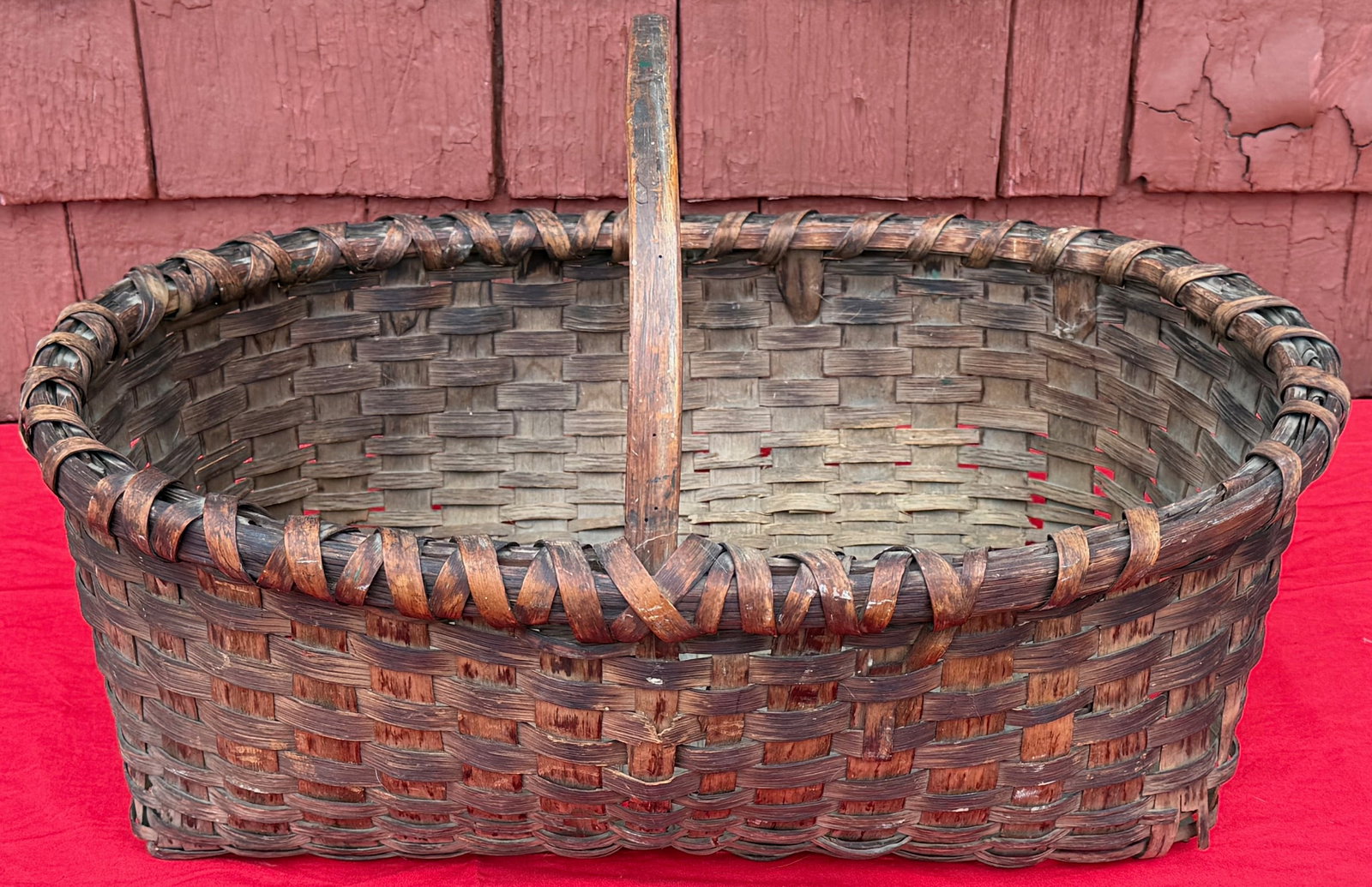Antique Handwoven Split Oak Basket w/ Bentwood Handle – Primitive Farm Gathering Basket AAFA: Antique Handwoven Split Oak Basket w/ Bentwood Handle – Primitive Farm Gathering Basket AAFA, early American handwoven basket crafted from split oak or ash, featuring a sturdy bentwood swing handle