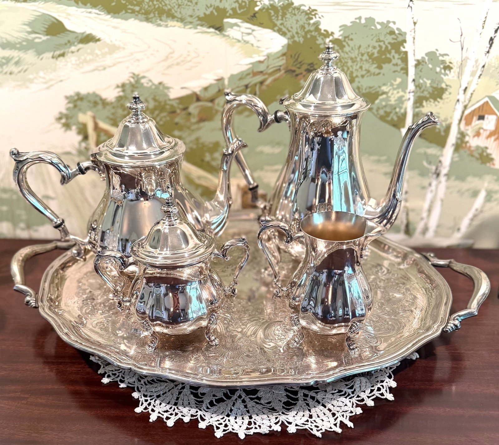 Oneida Silverplate 5-Pc Coffee & Tea Service with Ornate Serving Tray (1 of 4)
