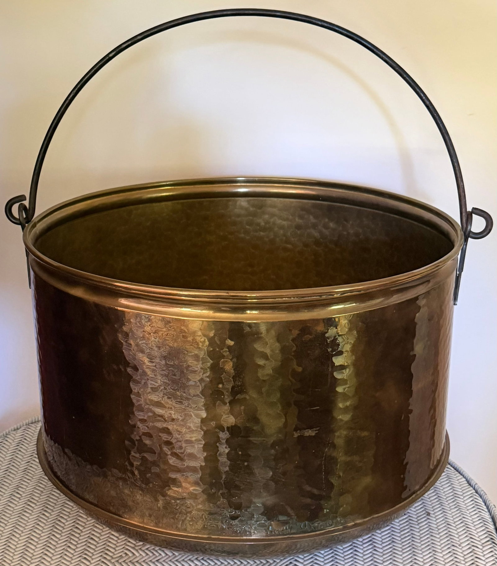 Large Antique Hand-Hammered Brass Cauldron / Fireplace Kettle with Iron Bail Handle (1 of 6)