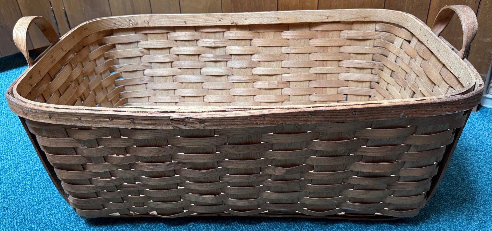 Large Antique American Splint Oak Utility / Laundry Basket with Handles: Large antique American rectangular woven splint basket, likely dating to the late 19th or early 20th century. Constructed with broad vertical splints and narrower woven horizontal elements, reinforced