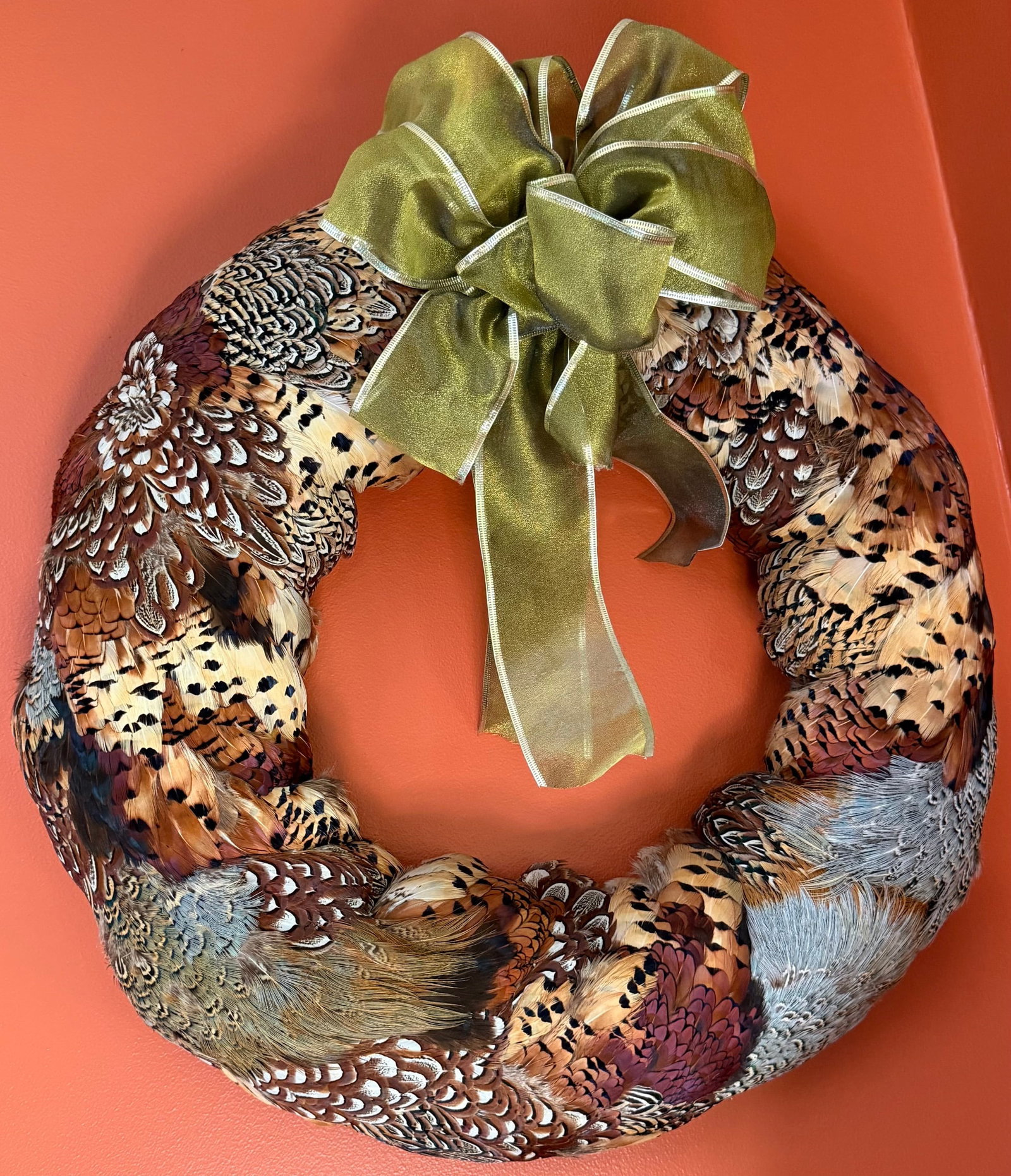 Pheasant Feather Wreath with Gold Bow, Decorative Wall Hanging (1 of 6)
