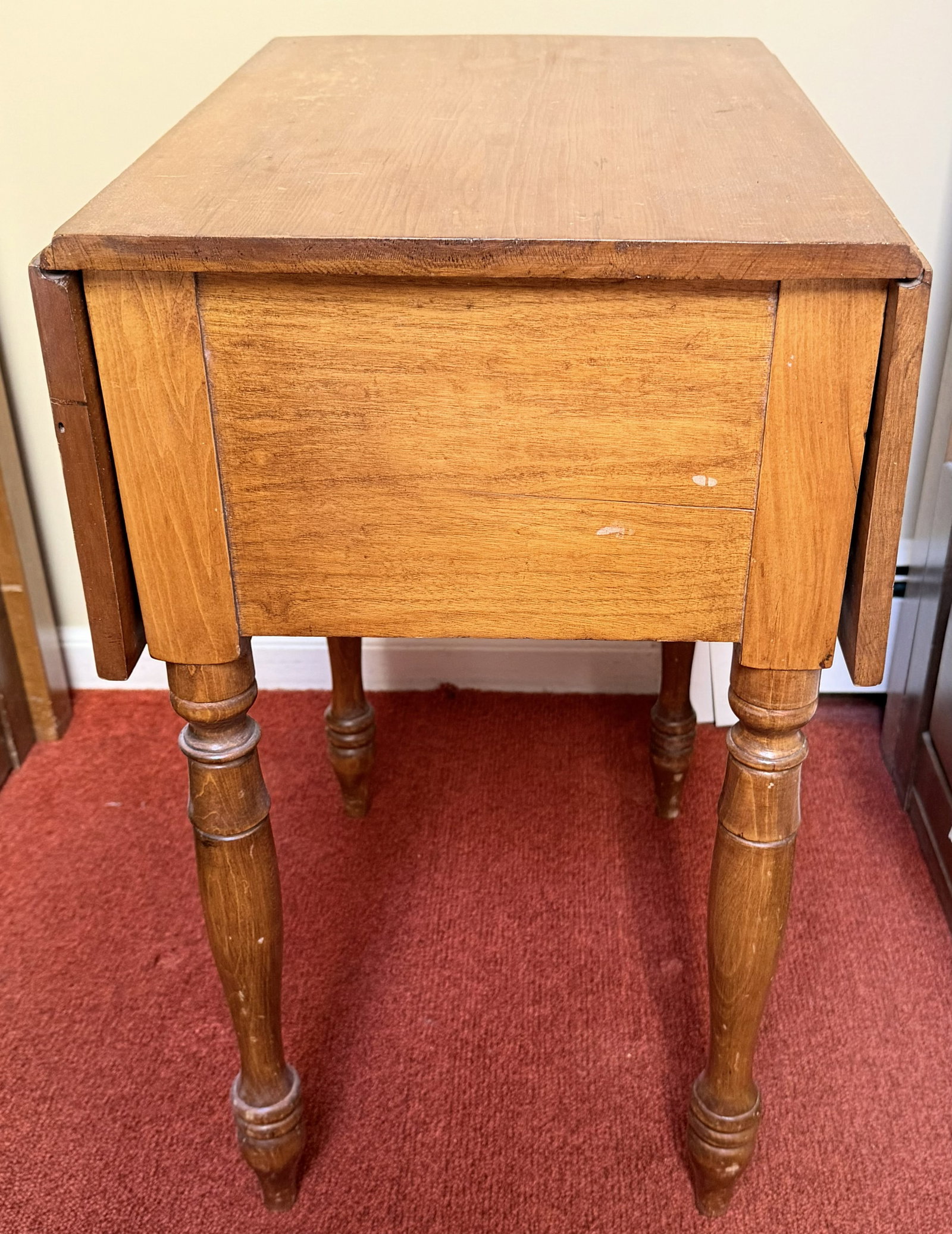 19th C. American Sheraton 2 Drawer Drop-Leaf Work Table - 4