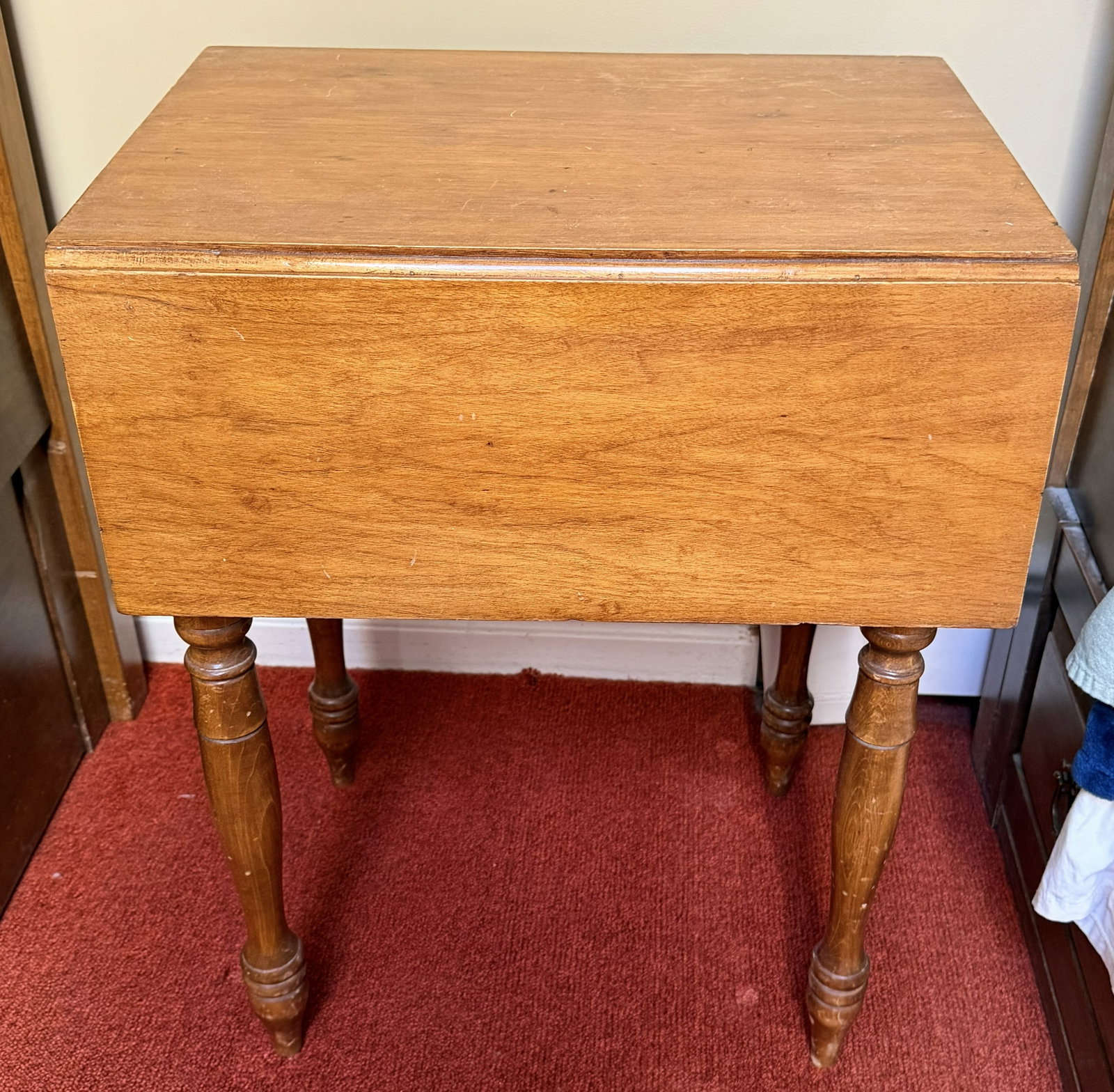 19th C. American Sheraton 2 Drawer Drop-Leaf Work Table - 5