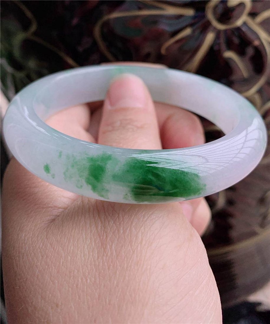 Natural jadeite bracelet Myanmar 66.00g (1 of 7)
