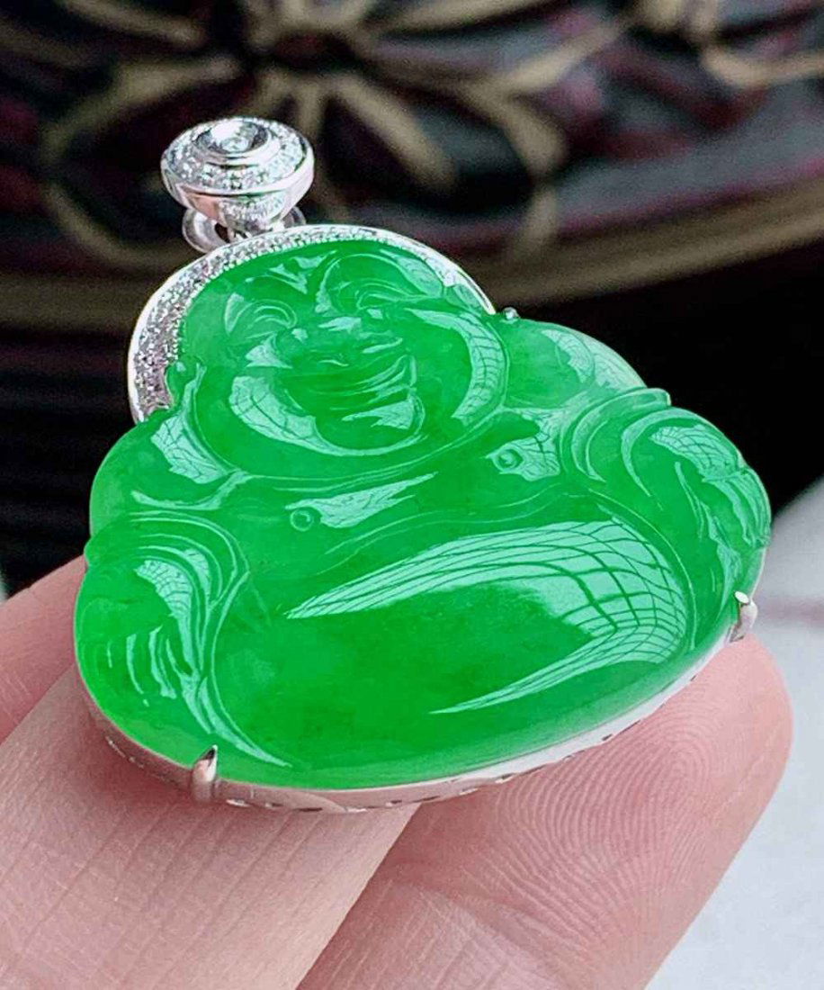 Myanmar Natural Jade Pendant 18K Gold With Diamond Inla (1 of 9)