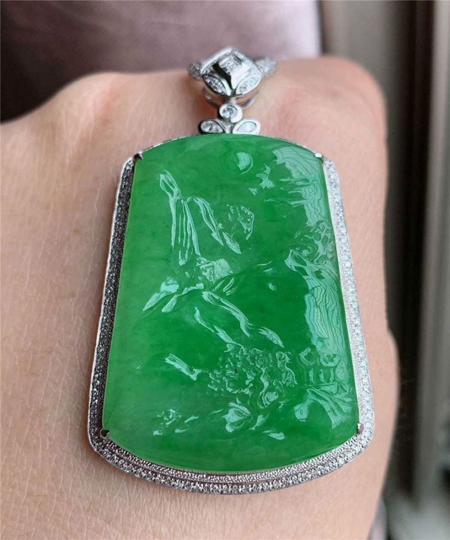 Myanmar Natural Jade Pendant 18K Gold With Diamond Inla (1 of 11)