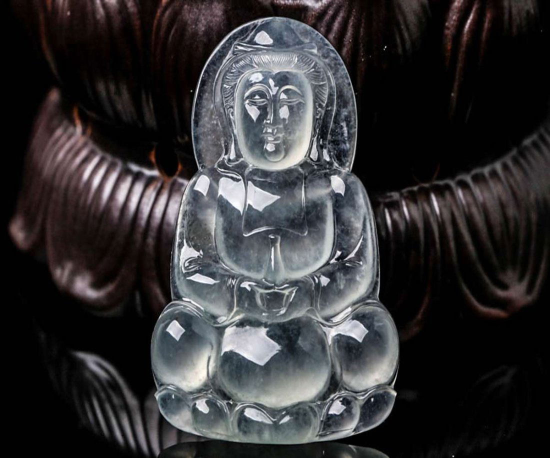 Myanmar Natural Jade Pendant 12.49g (1 of 12)