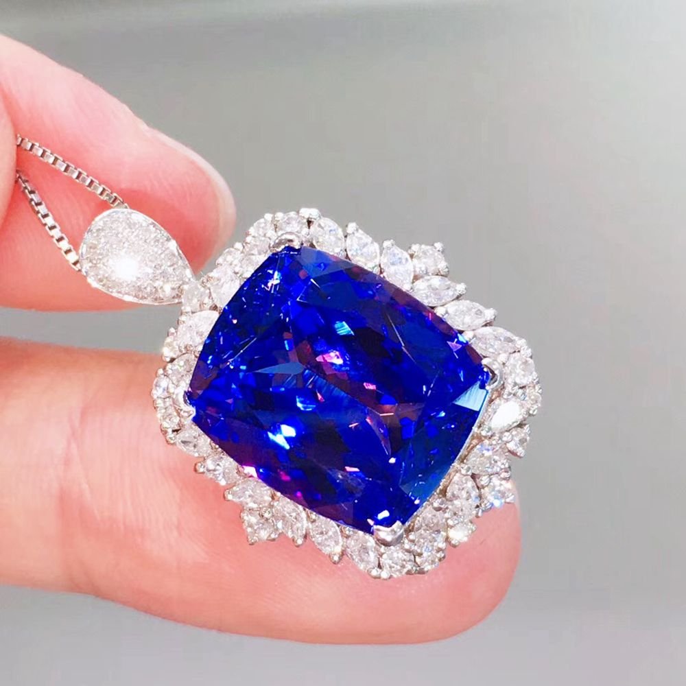 12.5ct Super Beautiful Tanzanite Dual-Use Ring (1 of 9)