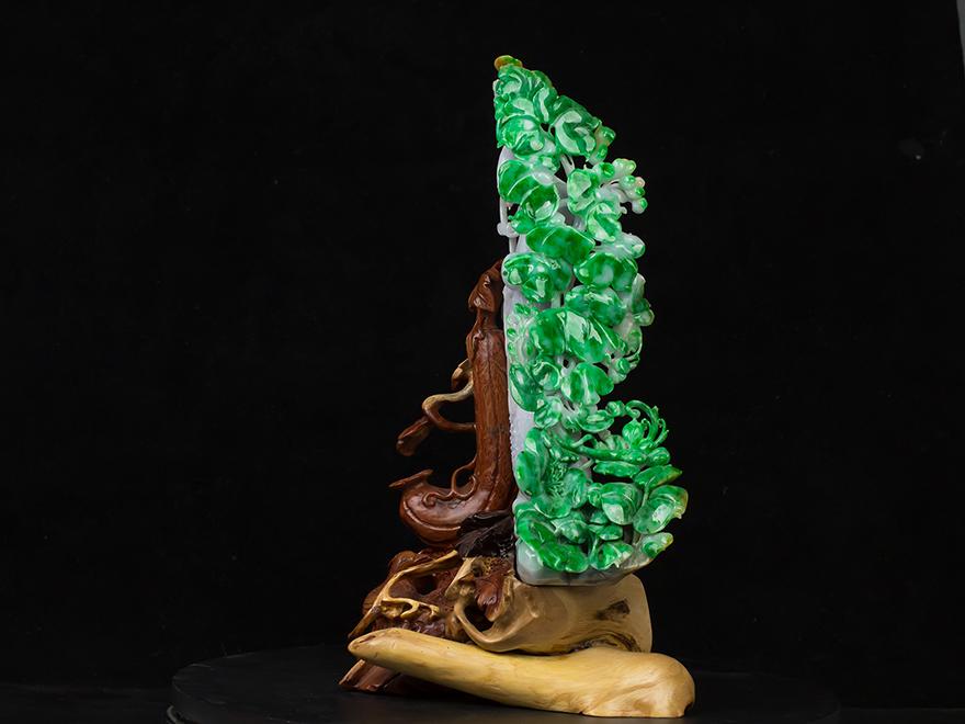 Burmese jadeite flying yellow Tengda ornament: Burmese jadeite flying yellow Tengda ornament