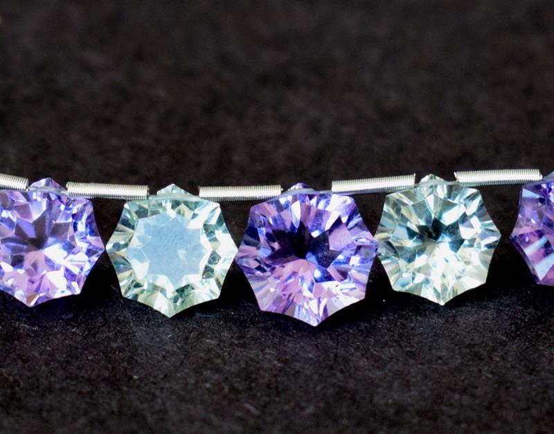 FINE AMETHYST - STAR SHAPE 8.5X9 mm - TASSEL: " TASSEL"- means the drilled pieces of gemstones are loosely attached with a wire , ideally you can use it to create of of a kind jewelry . STONE : NATURAL FINE GEM QUALITY GREEN AMETHYST & PURPLE AME